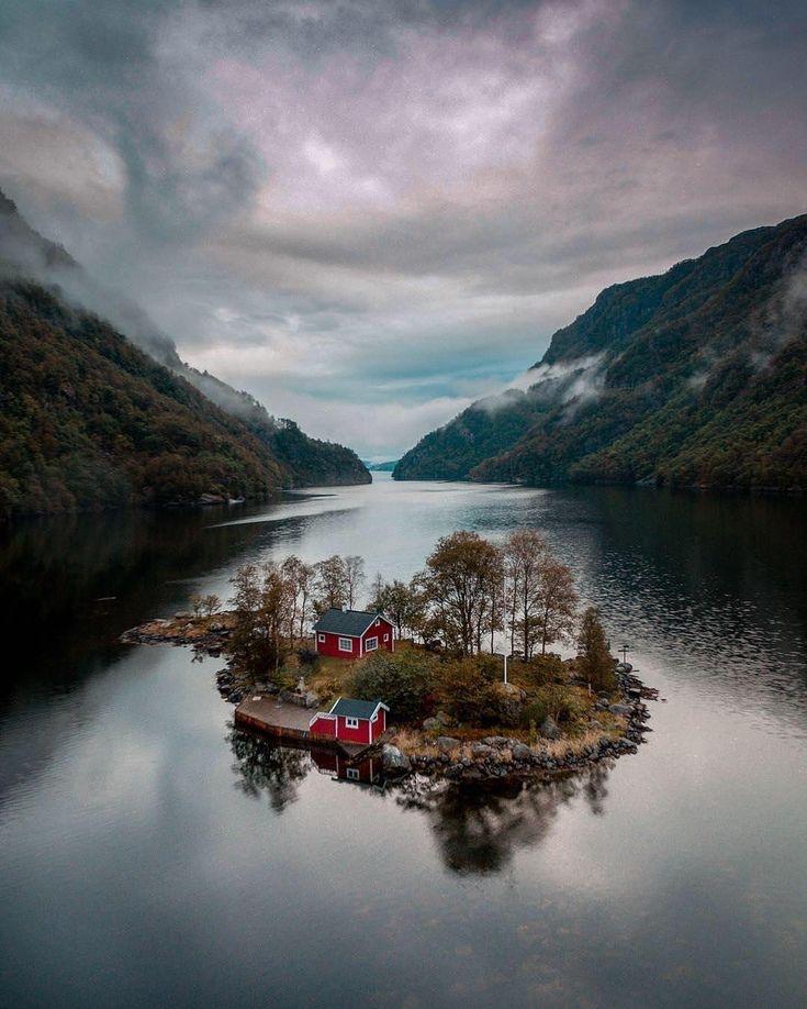 tourism-summer-meanwhile-in-Noah-s-Island-cottage-Suldal-Lovrafjorden-Norway